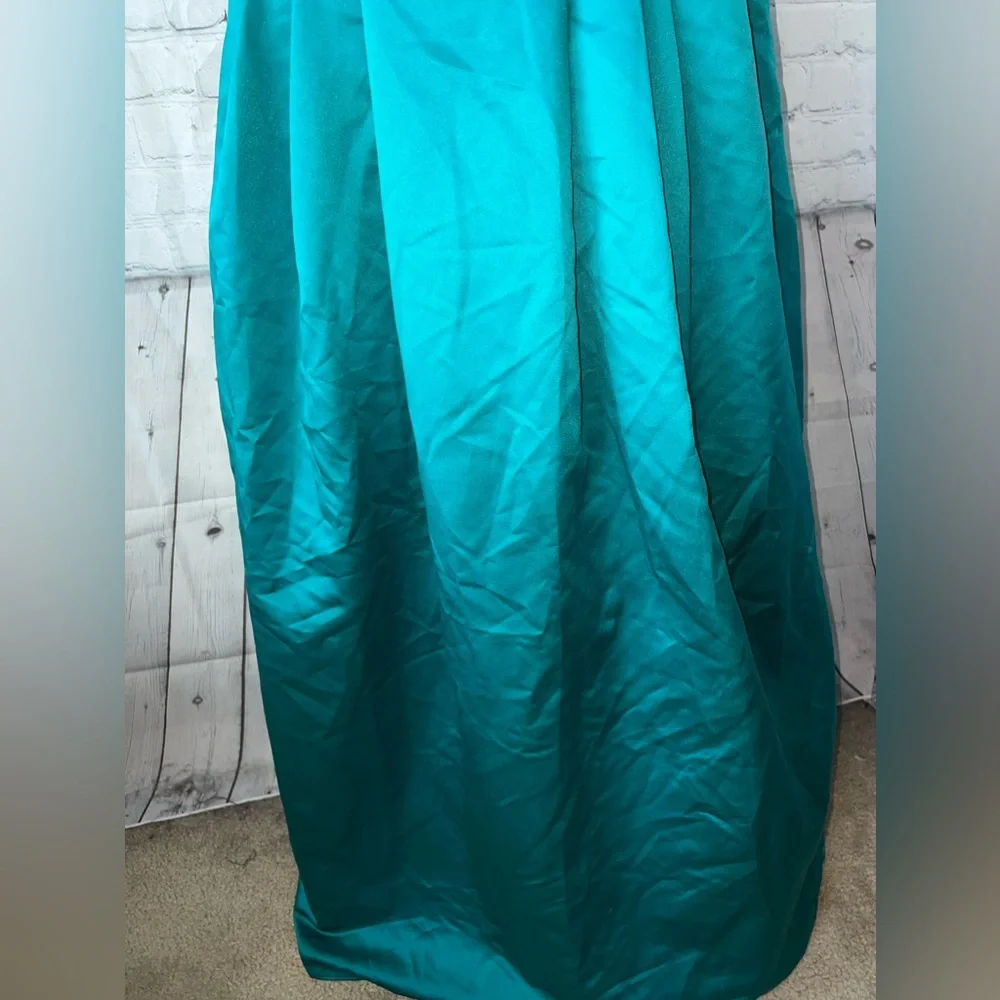 BRAND NWT David’s Bridal Oasis Turquoise Polyester Long Bridal Dress size 2 - Picture 3 of 16